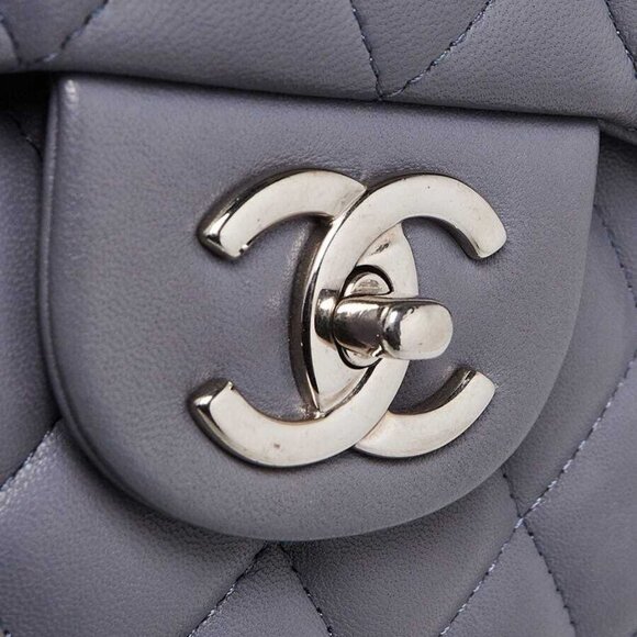 Chanel Purple Quilted Lambskin Leather Classic Maxi Double Flap Bag - Picture 6 of 9